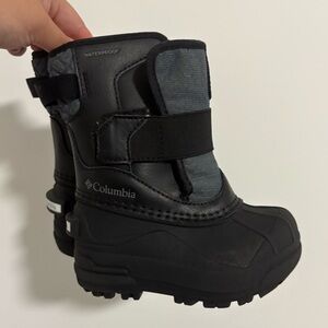 Columbia Bugaboots Winter Boots Kid's Unisex Size 7 & 11
